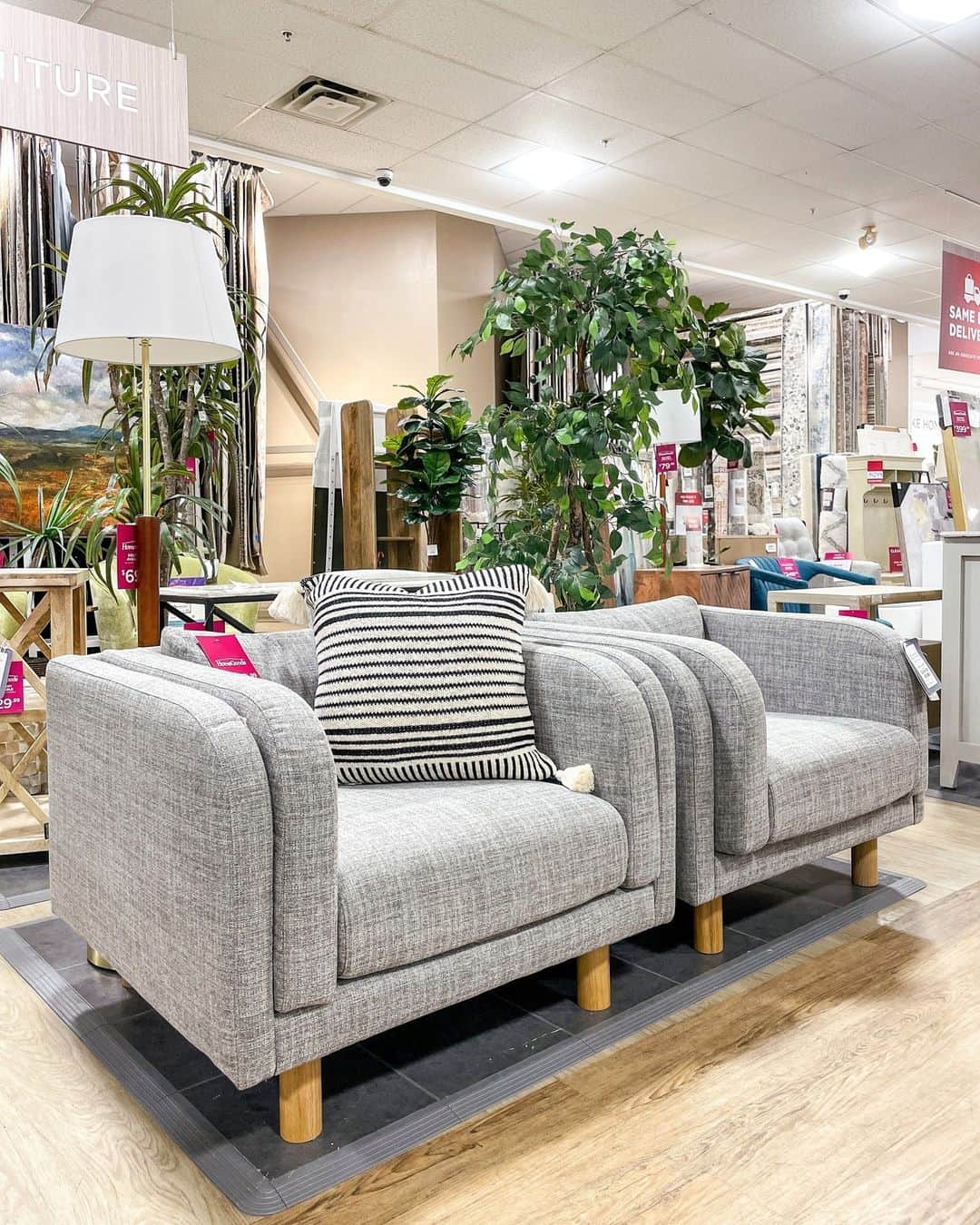 HomeGoodsのインスタグラム：「Furnishings to flaunt ✨   Save daily on effortlessly stylish pieces in-store and online. Link in bio to shop.」
