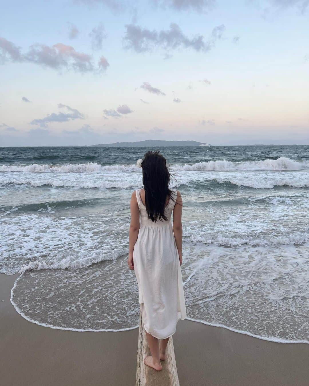 奥村梨穂さんのインスタグラム写真 - (奥村梨穂Instagram)「君に会えてよかった。 あの夏祭りの花火も、こっそり海岸でしたキスも、きっと生涯忘れないよ。 . . . #itoshima #糸島」9月30日 21時36分 - riho_okumura_official