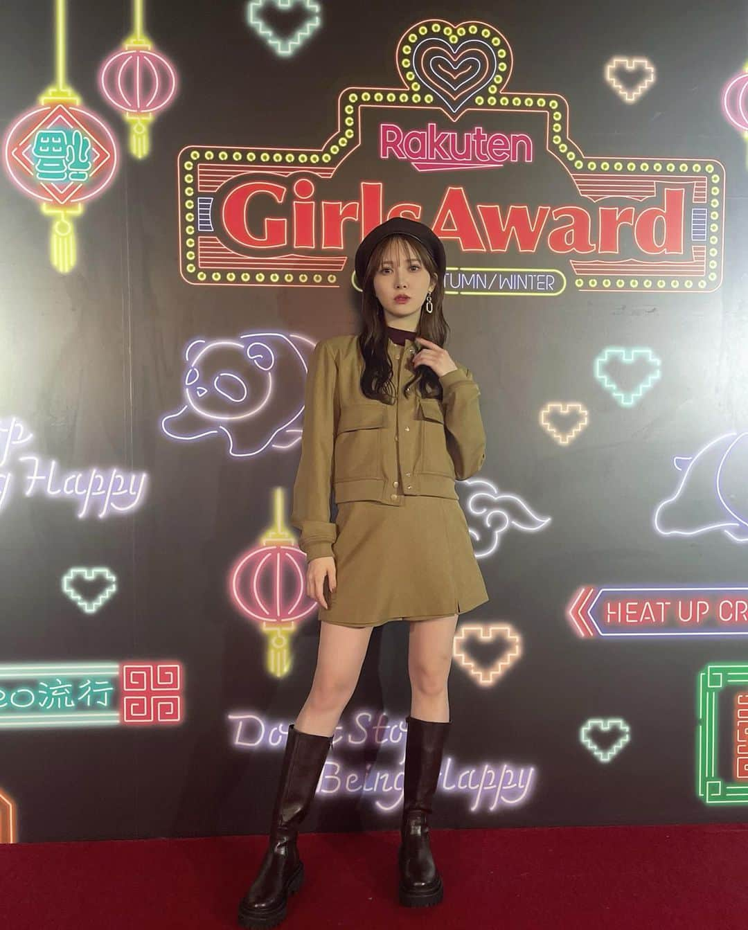 加藤史帆さんのインスタグラム写真 - (加藤史帆Instagram)「GirlsAward 2023 AUTUMN/WINTER のREDYAZELさんのステージに出演させていただきました！  会場で声援を送ってくださった皆さん、配信をご覧くださった皆さんありがとうございました☺︎🩵 しほちゃーーん！とかかとしーー！ってたくさん聞こえて嬉しかったです😭  キャメルカラーのセットアップが本当に可愛いくて是非全女子に着てほしい！！ ミニスカート×ロングブーツとベレー帽、私も秋冬取り入れていきたいと思います☃️  秋冬のファッションも楽しみだ〜〜  #GirlsAward #REDYAZEL #shihogram」9月30日 21時38分 - katoshi.official