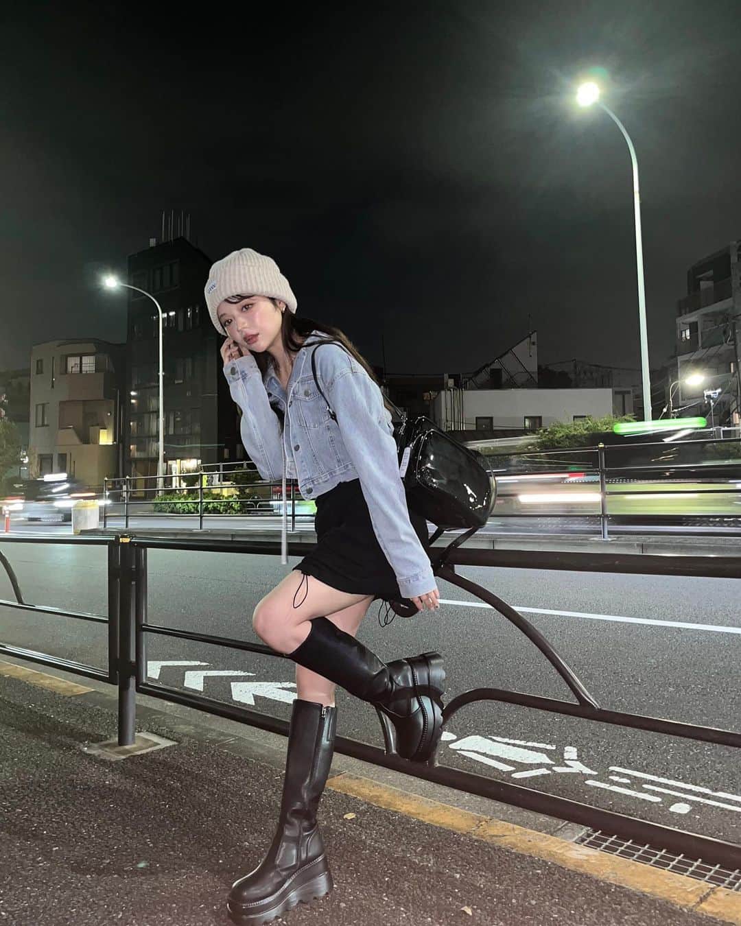 のインスタグラム：「夜カフェ行ったときの📸♡」