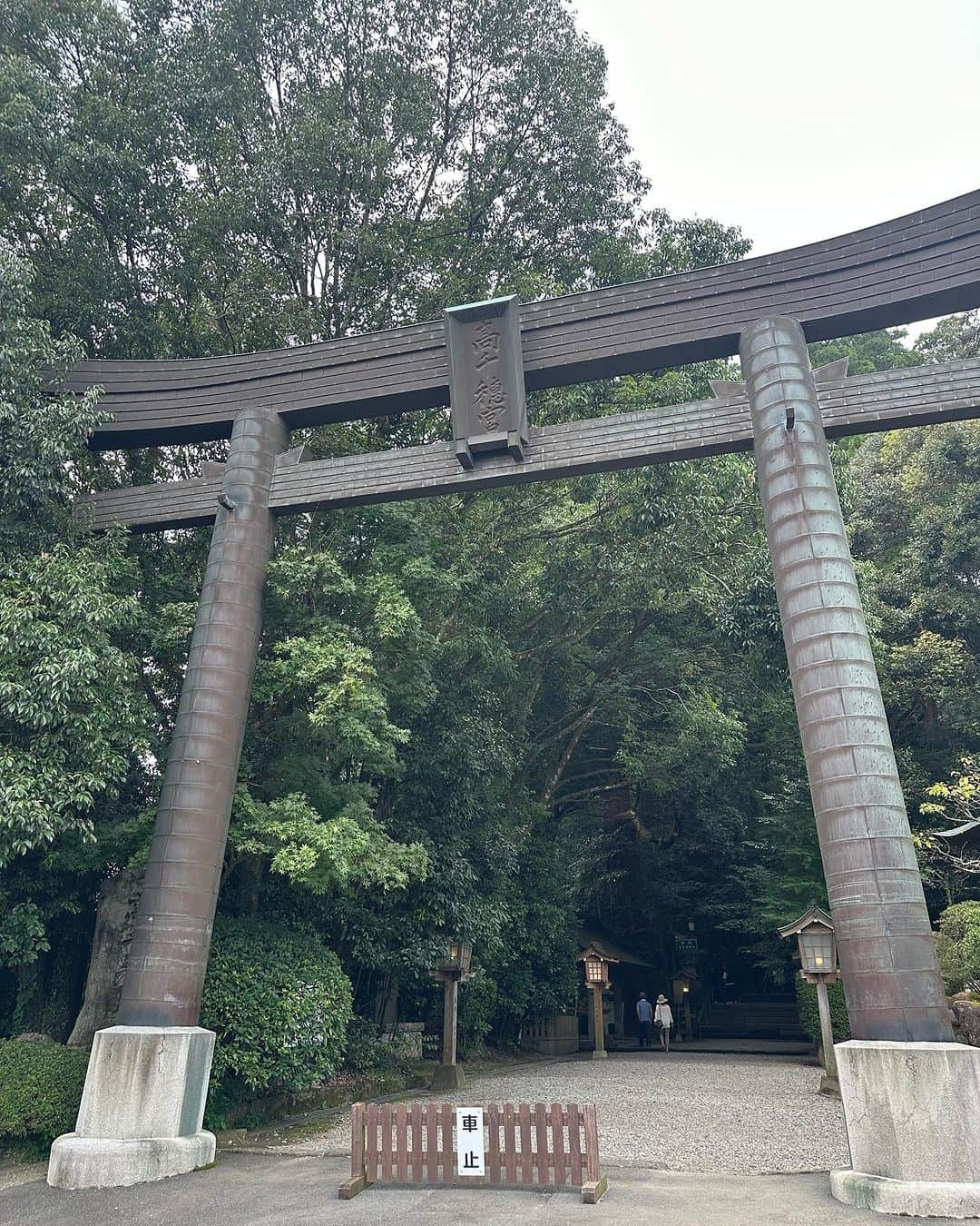 川原由維のインスタグラム：「【高千穂神社⛩️】  #神社 #神社巡り #神社仏閣 #宮崎県 #高千穂神社」