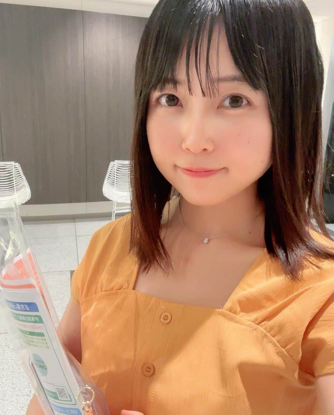 里咲りささんのインスタグラム写真 - (里咲りさInstagram)「先日、PRソングを提供させていただいたご縁で、東京ミッドタウンで開催された日本骨髄バンクの「つなげプロジェクトオレンジ」キックオフイベントに登壇してきました！  興味がなかった、知らなかった、という方にプロジェクトを通じて少しでも認知が広まるといいなと思います。  また、同時に、日々進化する医療技術の発展による新しい治療法なども確立される未来に想いを致しました。  #日本骨髄バンク #つなげプロジェクトオレンジ」9月30日 22時16分 - risasatosaki