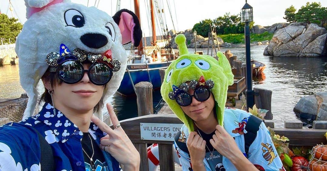 芝健さんのインスタグラム写真 - (芝健Instagram)「一緒に写ってるのも好きだし、一緒に来た人撮るのもめちゃめちゃ好き🌱  たくさん撮りたい🎠」9月30日 22時35分 - antsa_www