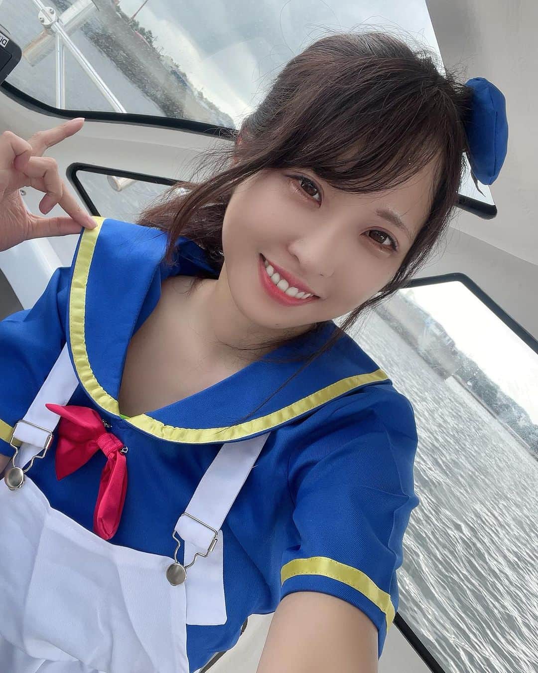 日下部ほたるのインスタグラム：「ほたる船長のクルージング撮影会でした💓  明日はプール大撮✨✨  #撮影会 #撮影会モデル #被写体 #被写体モデル #被写体希望 #model #portrait #idol #写真好きな人と繋がりたい #ポートレート好きな人と繋がりたい #カメラマンさんと繋がりたい #カメラマン募集 #写真撮ってる人と繋がりたい #ファインダー越しの私の世界 #ポートレート #写真部 #girl  #角色扮演 #偶像 #东京 #코스프레 #아이돌 #도쿄」