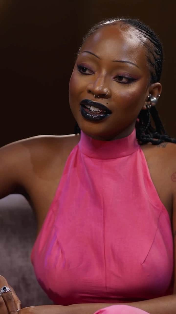 のインスタグラム：「Artist @ashh.ok’s self-defining mantra? “Label me, I dare you.” #TheTour23   Want to learn more about the House of Lagos? You can watch the full-length special of #TheTour23 on @primevideo in partnership with @amazonfashion NOW.   In 2021, Victoria’s Secret began a journey. The goal was to give a new generation of creatives from around the world the opportunity to tell their stories and see their creations brought to life on the world stage. The platform? The Tour ‘23. This film is theirs.   The House of Lagos:  @bubuogisi: Fashion Designer, Artist, & Creative Director.  @korty_eo: Director  @eloosunde: Artist  @ashh.ok: Artist  @wavythecreator: Artist   The Tour ‘23 Film:  @lolaparteloliva: Director  @ariwegner: Cinematographer  @partel.oliva: Creative Direction @pulsefilms: Production」