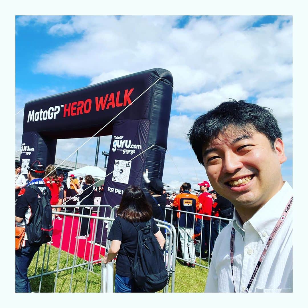 藤田大介のインスタグラム：「motoGP Japanese GP Now!! 新しくできたHERO WALK!! ライダー達が次々やってきて一緒に写真撮ってくれたりサインをもらえたりする。よりライダーが好きになってしまう空間！  #motogp #japanesegp」
