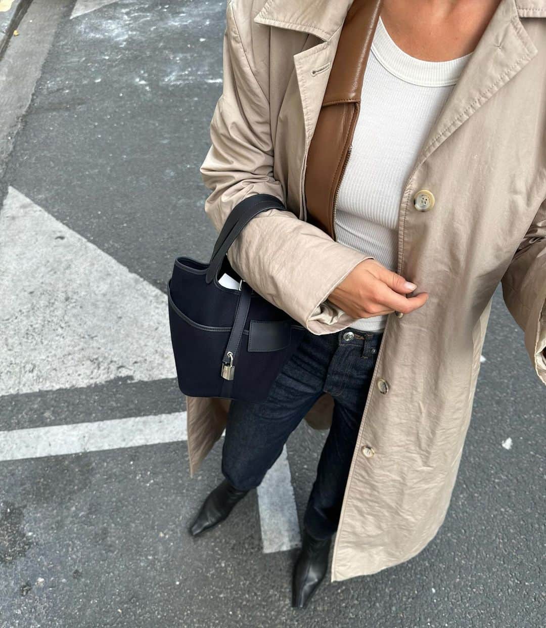 Mathilde Goehlerのインスタグラム：「Pariiis 🗳️」