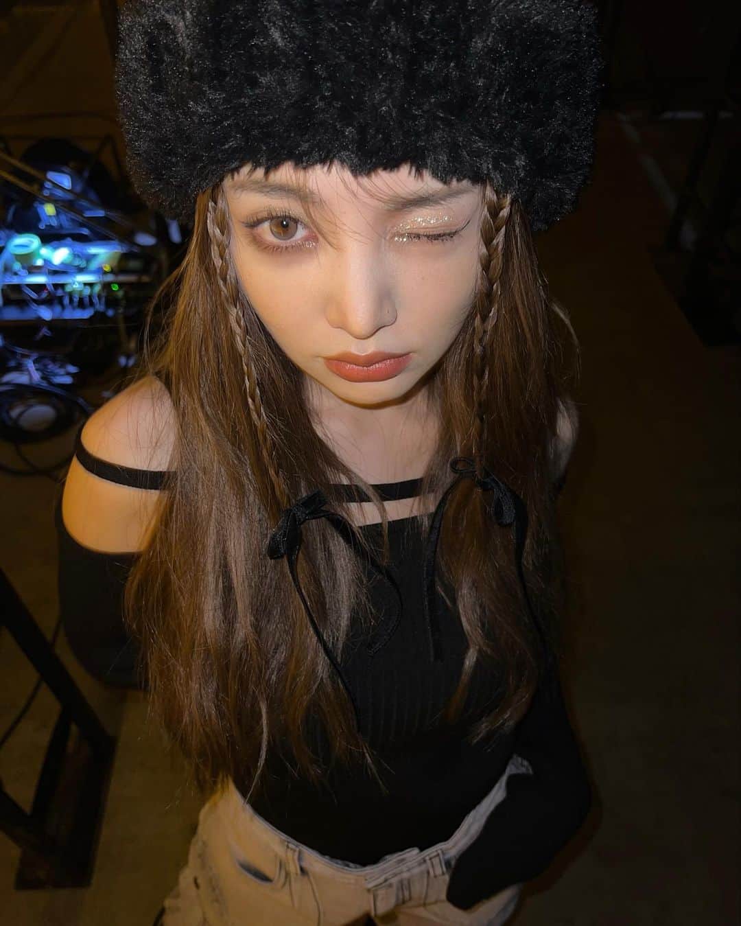 吉木千沙都（ちぃぽぽ）のインスタグラム：「GirlsAward2023 A/W ありがとうございましたっ🖤🖤🖤」