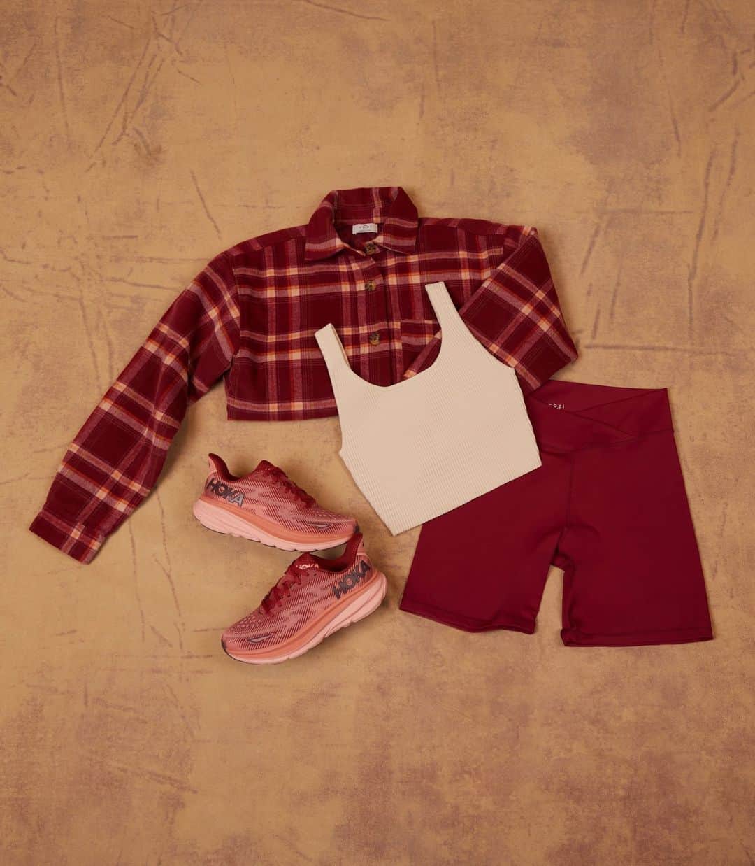 のインスタグラム：「Fall uniform ✅   Break out a new fit for the season in picks from HOKA & cozi  Available in-store & online > http://spr.ly/6177uyWoL」