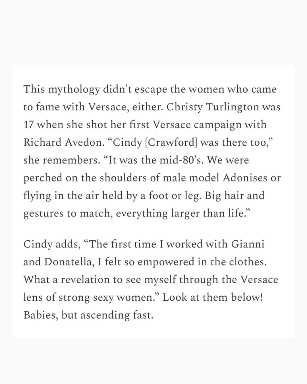 シンディ・クロフォードさんのインスタグラム写真 - (シンディ・クロフォードInstagram)「Baby in @versace. So fun to read @laurabrown99’s love letter to Gianni and Donatella in her latest newsletter - link in stories 💌」10月1日 0時15分 - cindycrawford