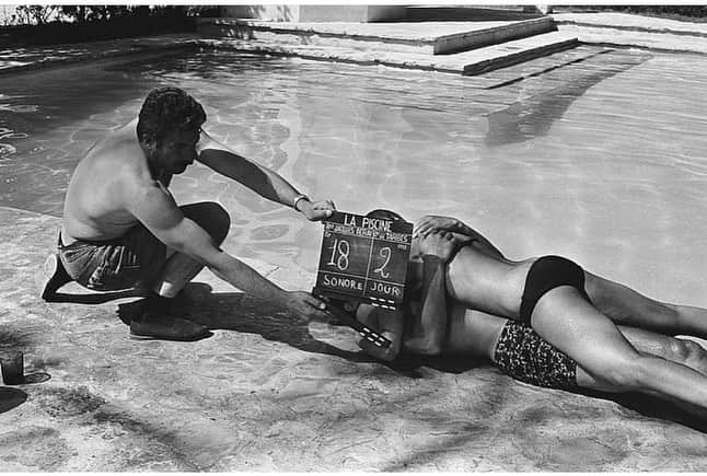 ナンシー・マイヤーズのインスタグラム：「I love Behind The Scenes photos. Still. After all these years. LA PISCINE. @kingsqueensofcool」