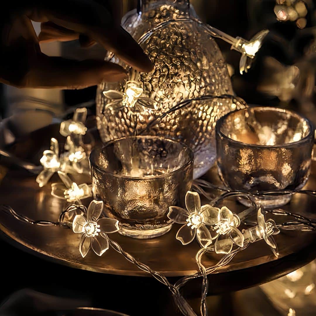 SHEINのインスタグラム：「Give your backyard some garden glamour with outdoor lights that turn the star-studded enchantment up to 💯💡✨  🔎17478210 20732036 19266865  #SHEIN #SHEINforAll #SHEINstyle #fashion #chic #saveinstyle #SHEINhome」