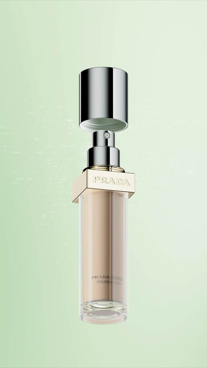 のインスタグラム：「Buildable coverage, customizable wear. Discover the new #PradaReveal foundation by @PradaBeauty in 33 flexible shades.   #RethinkingBeauty #PradaMakeup #PradaBeauty​」