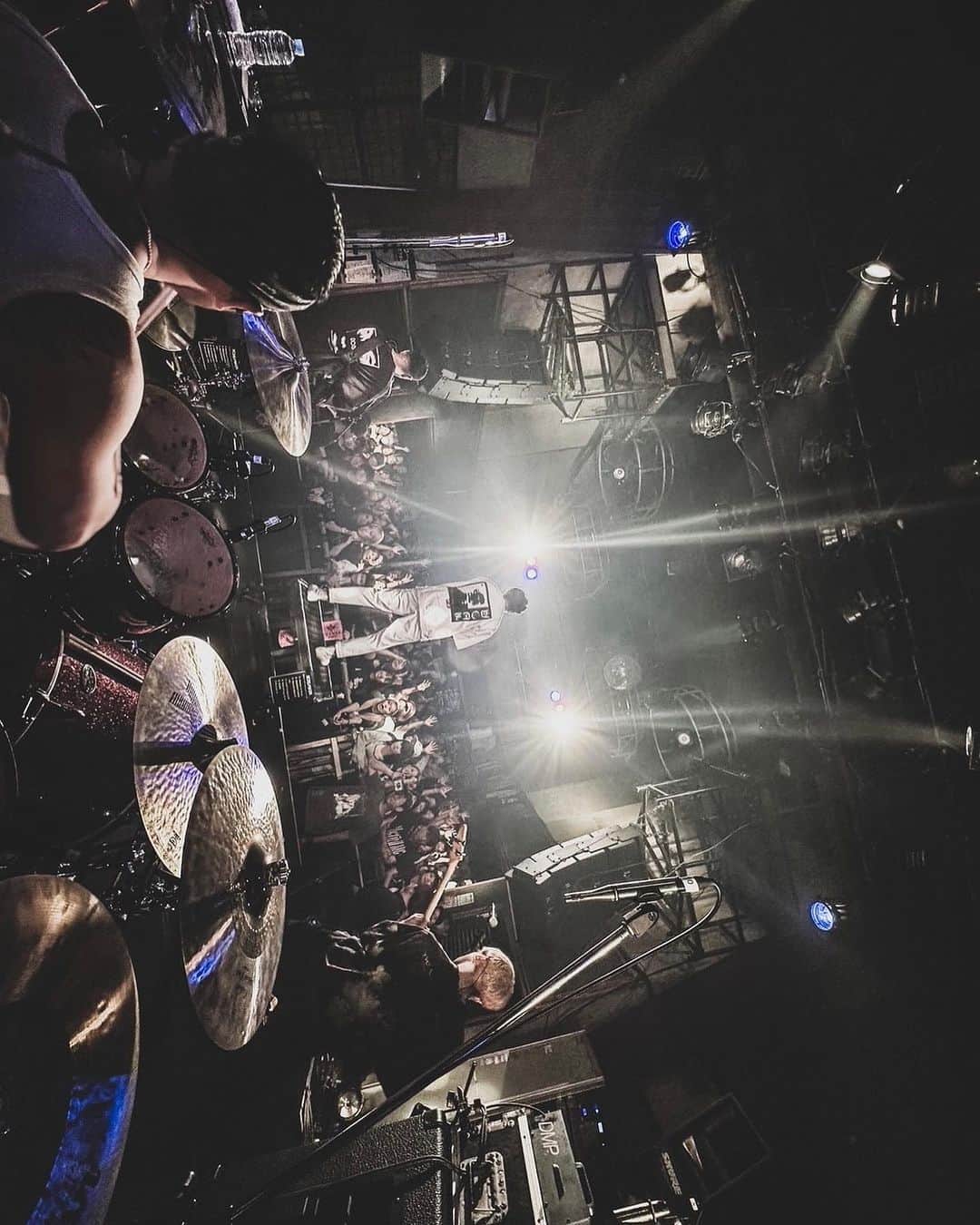 AG（エイジ）さんのインスタグラム写真 - (AG（エイジ）Instagram)「京都ありがとう Crystal Lakeとまたツアーを回れて嬉しい 京都また必ず帰ってきます 皆長生きしろよー 明日は神戸✌️」10月1日 1時16分 - noisemakerag