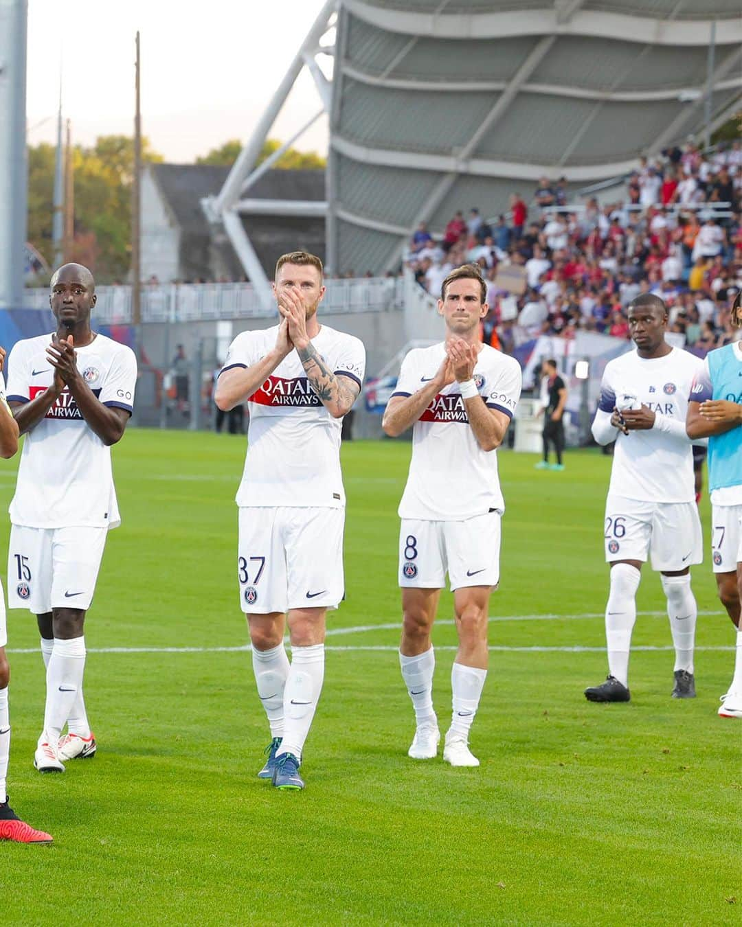 パリ・サンジェルマンFCさんのインスタグラム写真 - (パリ・サンジェルマンFCInstagram)「Thanks to the fans in Clermont! ❤️💙 Merci aux fans présents à Clermont ! ❤️💙  #CF63PSG #ParisSaintGermain #PSG #AllezParis #Ligue1」10月1日 2時36分 - psg