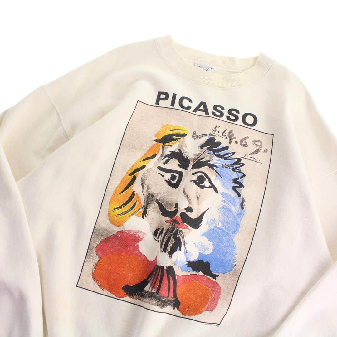 SANKAKUさんのインスタグラム写真 - (SANKAKUInstagram)「. 1990s Picasso sweat made in USA 着用モデル:174cm - - - - - スペシャルなアイテムが入荷しました。 探しても出てこない貴重なピカソのスウェット オーバーサイズなのも◎ - - - - -  高円寺OTSUで15年培った経験を活かし、新形態でより都会的でクリーンなアイテムを提案致します。1点,1点をセレクトとし、古き良き物を現代に落とし込む高感度な古着屋です。  "OTSU TOKYO"ならではの洗練されたアイテムをたっぷりご用意しております。メンズ,レディース,幅広い年齢層に楽しんで頂けるお店になってるかと思います。 是非ご来店お待ちしております☺︎  - - - - - #古着屋 #下北沢 #デザイナーズ古着」10月1日 12時48分 - otsu_tokyo