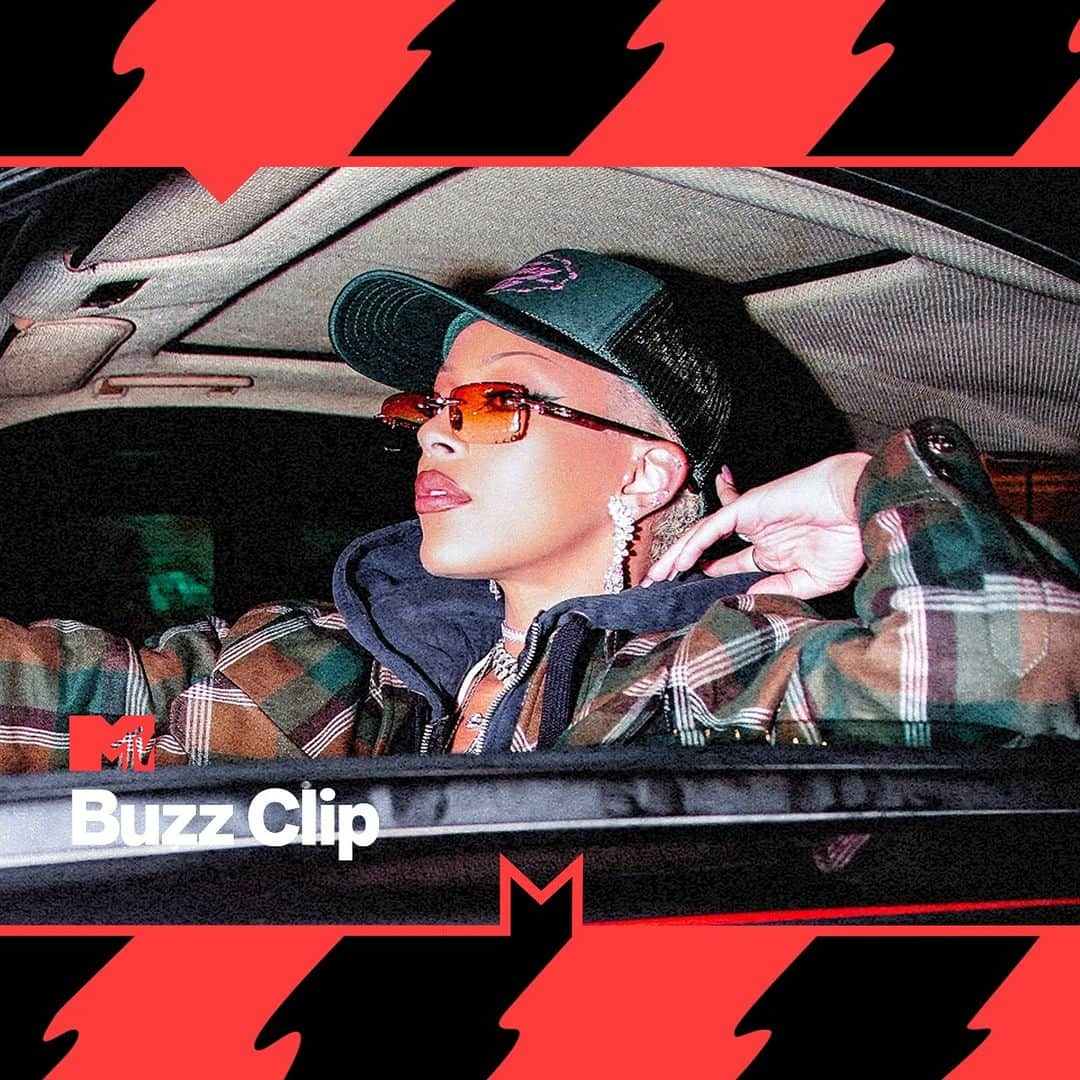 MTV Japanさんのインスタグラム写真 - (MTV JapanInstagram)「【#BUZZ_CLIP 洋楽(10/1～15)】 ロサンゼルス出身のシンガーソングライター、ラッパー #ドージャキャット の新曲「Paint the Town Red」が10月前期BUZZ CLIPに決定！  @dojacat @sonymusic_jp #DojaCat #MTVJapan」10月1日 13時00分 - mtvjapan