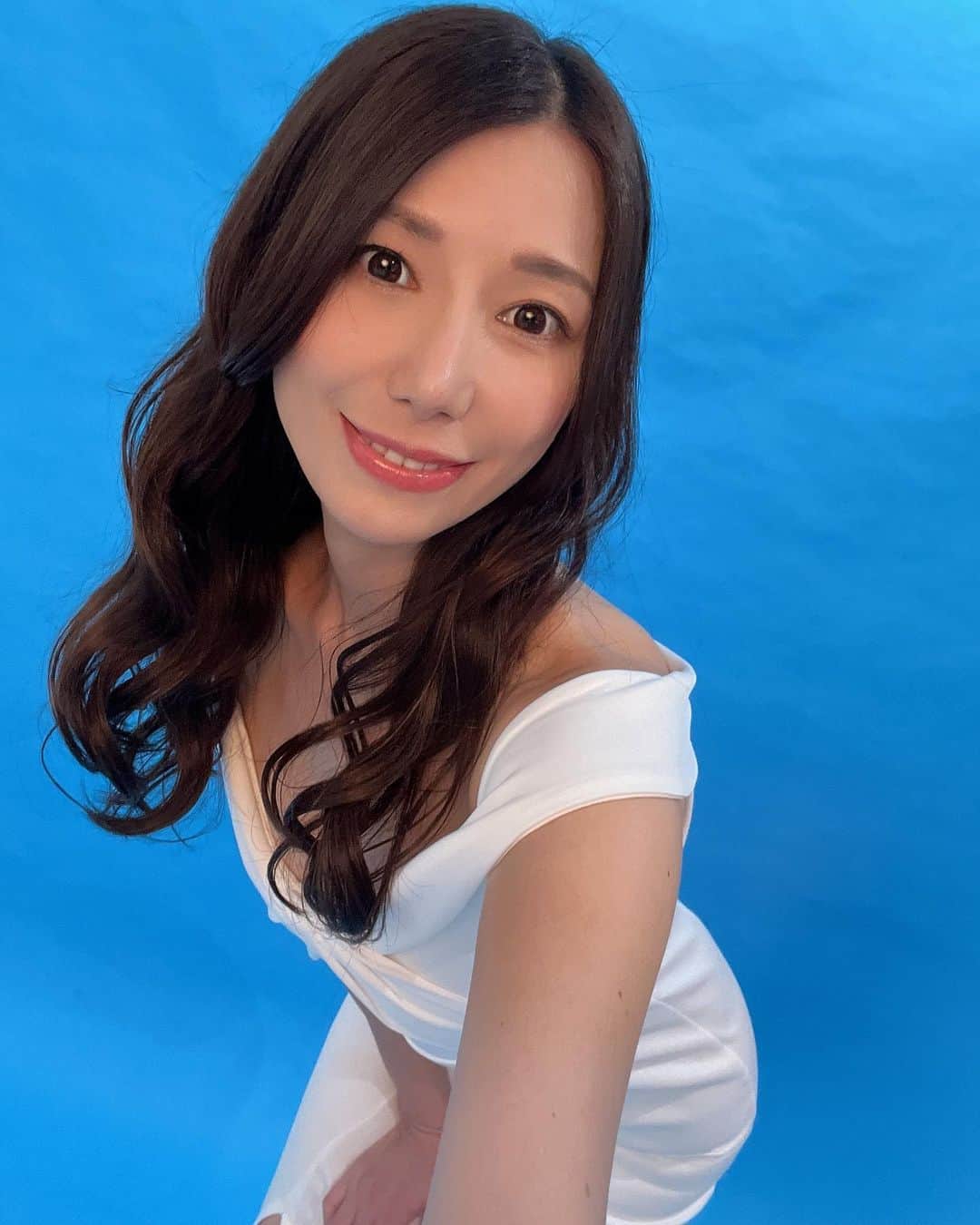 加藤あやののインスタグラム：「10月もよろしくお願いします☺️✨」