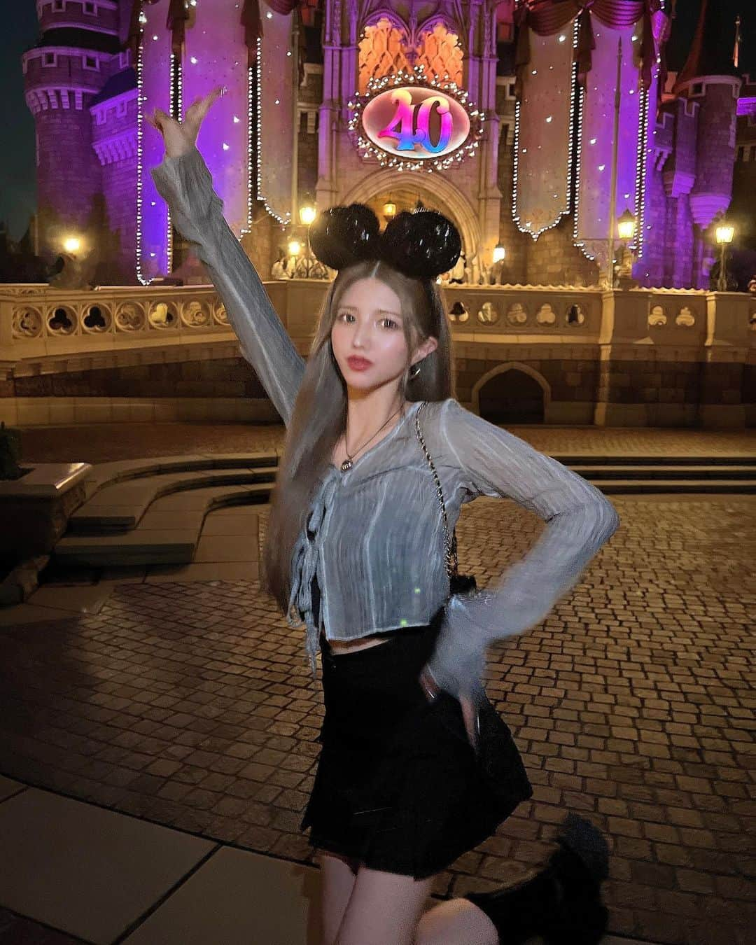 きこのインスタグラム：「🐭💜 ミッキー見てないヤ！！ . . #disneyland #ディズニーランド」