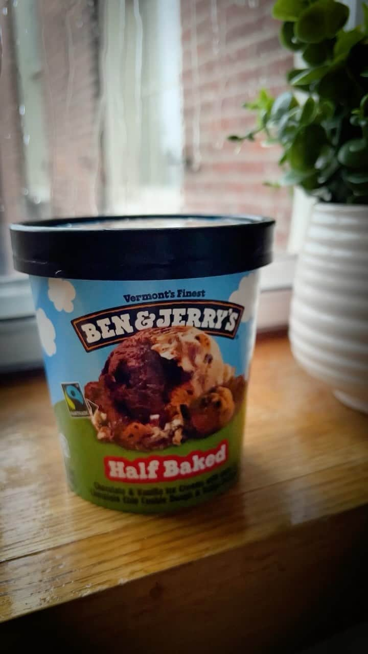 Ben & Jerry'sのインスタグラム：「Main character energy. #grwm #benandjerrys #cozytok #halfbaked #icecream」