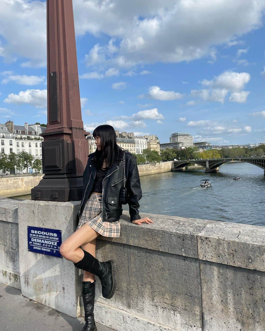 小田鈴音さんのインスタグラム写真 - (小田鈴音Instagram)「. feel here’s like a second home to me,love Paris 🫶🏻」10月1日 6時43分 - suzuneoda