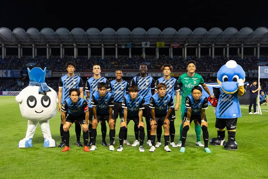 チョン・ソンリョンのインスタグラム：「🔵⚫️🔥 #次の頑張ろう @kawasaki_frontale」