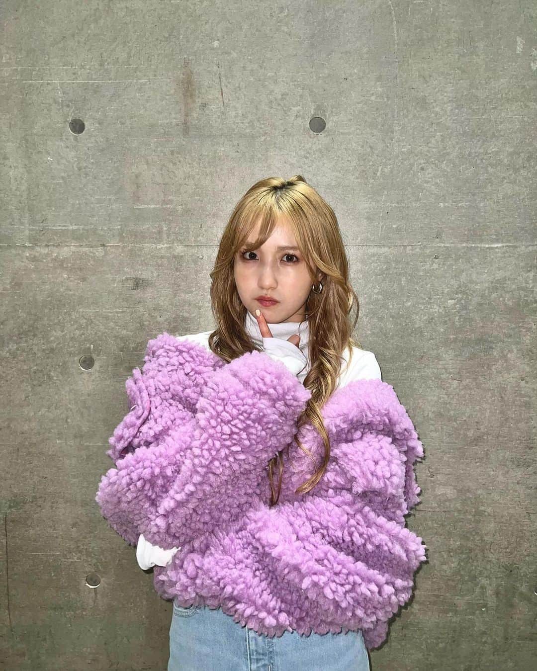 のインスタグラム：「.  RakutenGirlsAward2023SS🪸  名前呼んでもらえて嬉しくて にやにやしちゃいました…🫣 いつもありがとう☺︎  いっぱい写真載せちゃうよ🙋🏻‍♂️  @girlsaward_official🤍」
