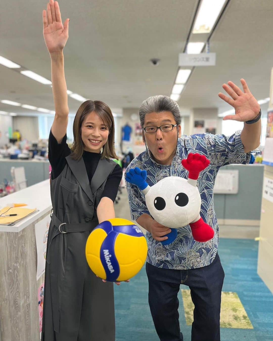 フジテレビアナウンサーさんのインスタグラム写真 - (フジテレビアナウンサーInstagram)「. ワールドカップバレー男子の2戦目は、エジプトと対戦します！ 2連勝なるか！？目が離せません！いけーーっニッポン✨🙏🇯🇵  今夜も7時から生中継です☺️  #フジテレビ #ワールドカップバレー2023」10月1日 9時51分 - fujitv_announcer