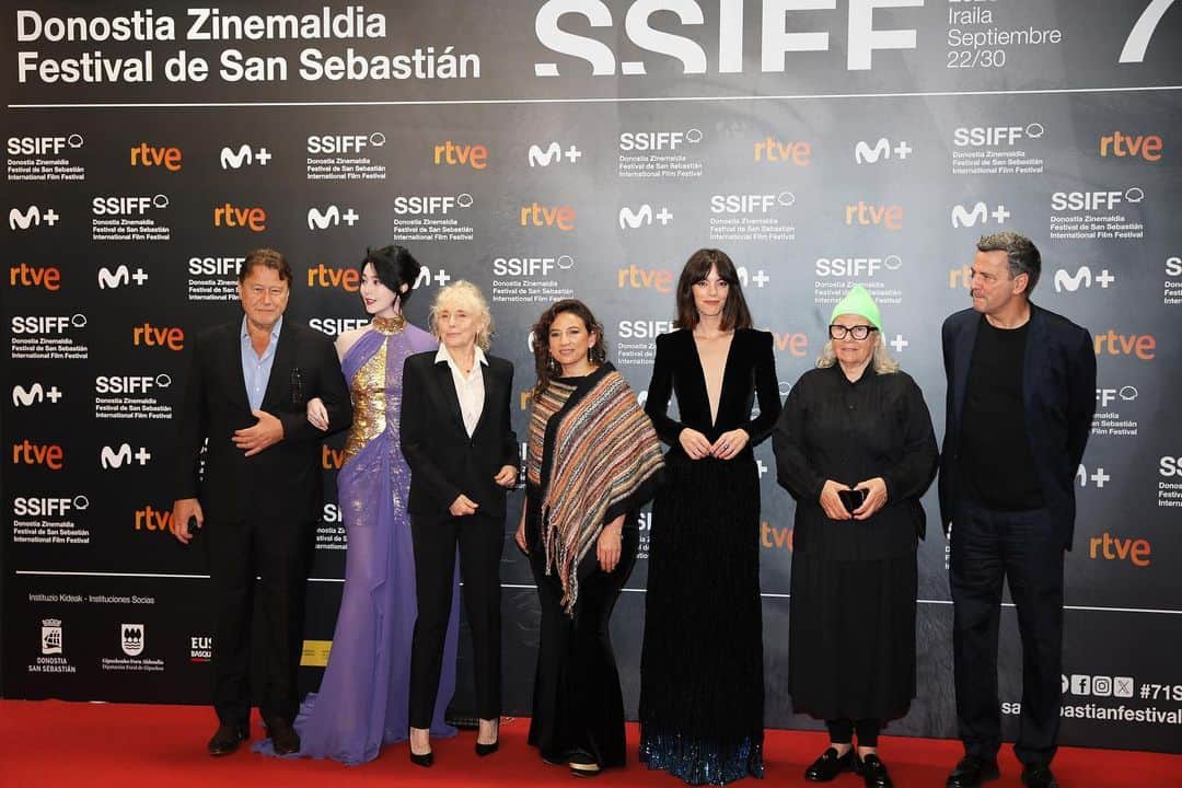 ファン・ビンビンのインスタグラム：「The closing ceremony of the 71st San Sebastián International Film Festival. #SSIFF2023 #71SSIFF  Congrats to all the winners! ! 🌟🏆🥂」