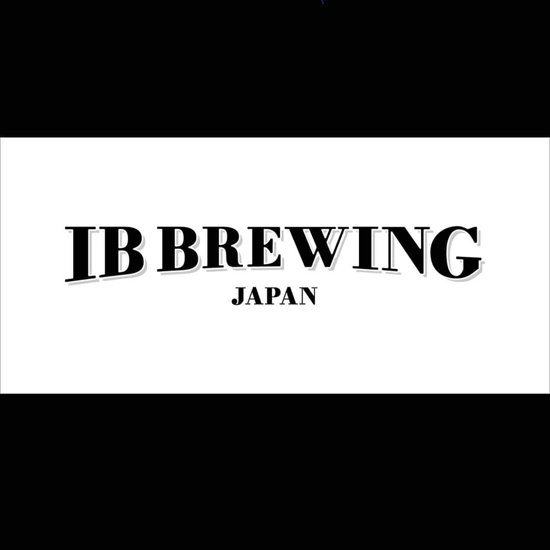 中村貴之さんのインスタグラム写真 - (中村貴之Instagram)「嬉しいご縁がありまして、広島のクラフトビールIB BREWING さんとスポンサー契約させて頂く事になりました🙏  そして、BREWとIB BREWINGのコラボビールとアパレルも今月ローンチになります🔥それについてはまた告知させて頂きます。  IB BREWINGを立ち上げたのは20代前半の若い2人。世界を旅するのが好きで旅の中でビールの素晴らしさを知り、ビールを作る事を決意したのだとか。そんな2人に会いに行ってビールで乾杯してその日に意気投合🤝若き2人のパワーに感動しました🔥  IB BREWING（アイビー ブルーイング）は、広島県呉市へ2022年に誕生し、IB BREWINGのある呉市の市原（いちばら）地区は、広島県の南部に位置し、 自然に囲まれた素晴らしい場所にあります。20代の若き2人が築70年の古民家をリノベーションして設けた醸造所では、 ｢旅するきっかけを作るクラフトビール｣をテーマにビール造りを進めています！ @ibbrewing_japan   というわけでIB BREWING、めちゃくちゃ美味しいビールなので、気になる方はチェックしてみてください🍺  #クラフトビール　#ビール #ibbrewing」10月1日 11時48分 - taka_brew