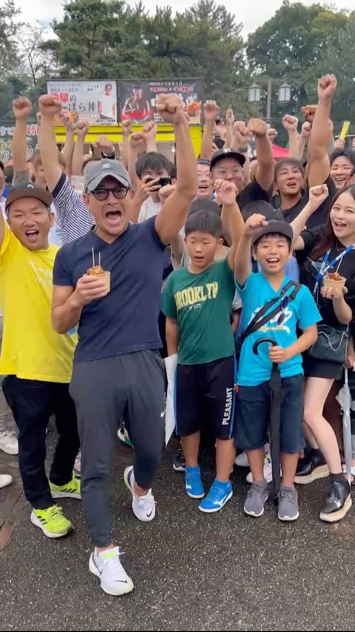 のインスタグラム：「#RIZIN_LANDMARK6 in NAGOYA盛り上がってますか？！ 本日10月1日は、闘魂・アントニオ猪木さんの一周忌です。 何にかがきっと起こりますよ！ 会場に来れない方は是非PPVで、名古屋の熱を感じてください！ 1・2・3・ダ―ーーッ！！」