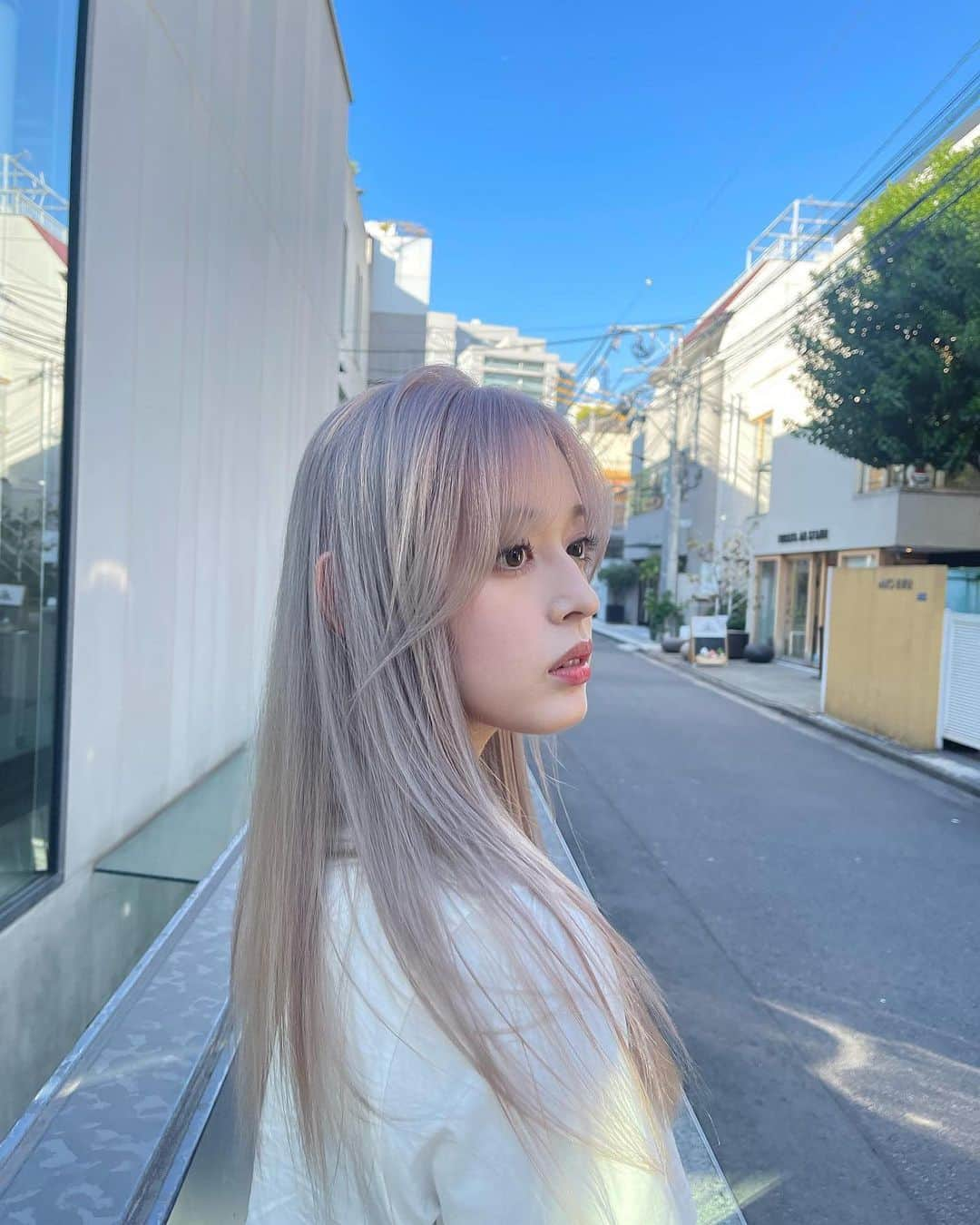 矢作穂香さんのインスタグラム写真 - (矢作穂香Instagram)「New hair color✨ ホワイトな金髪にしてもらいました♡」10月1日 12時15分 - honoka_yahagi