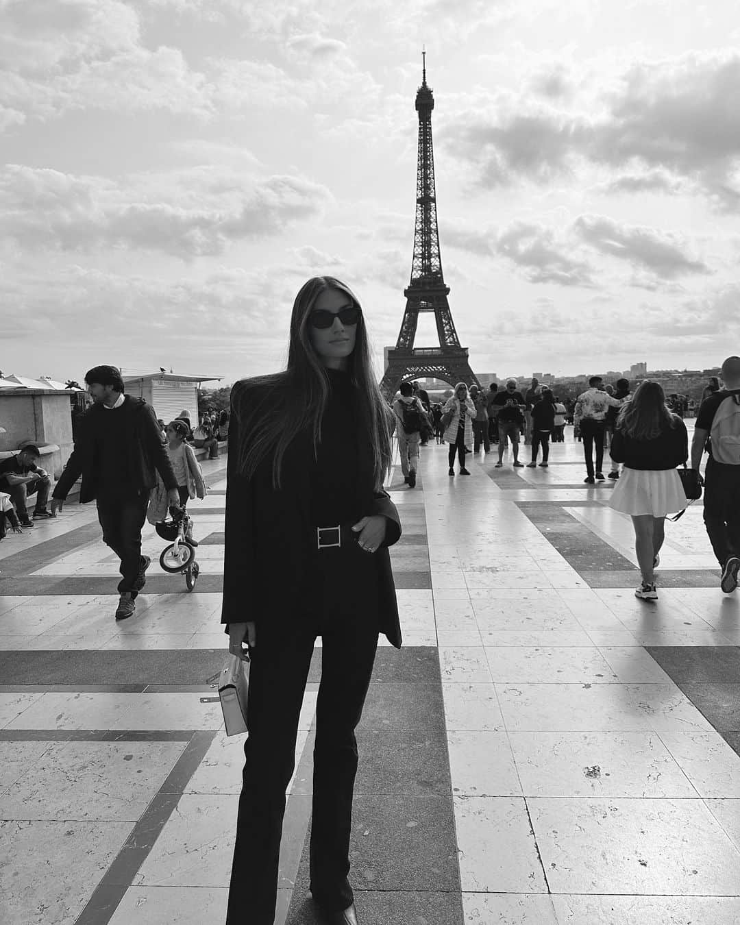 ロレーナ・ラエさんのインスタグラム写真 - (ロレーナ・ラエInstagram)「When in Paris 🫶🏼」10月1日 23時08分 - lorena