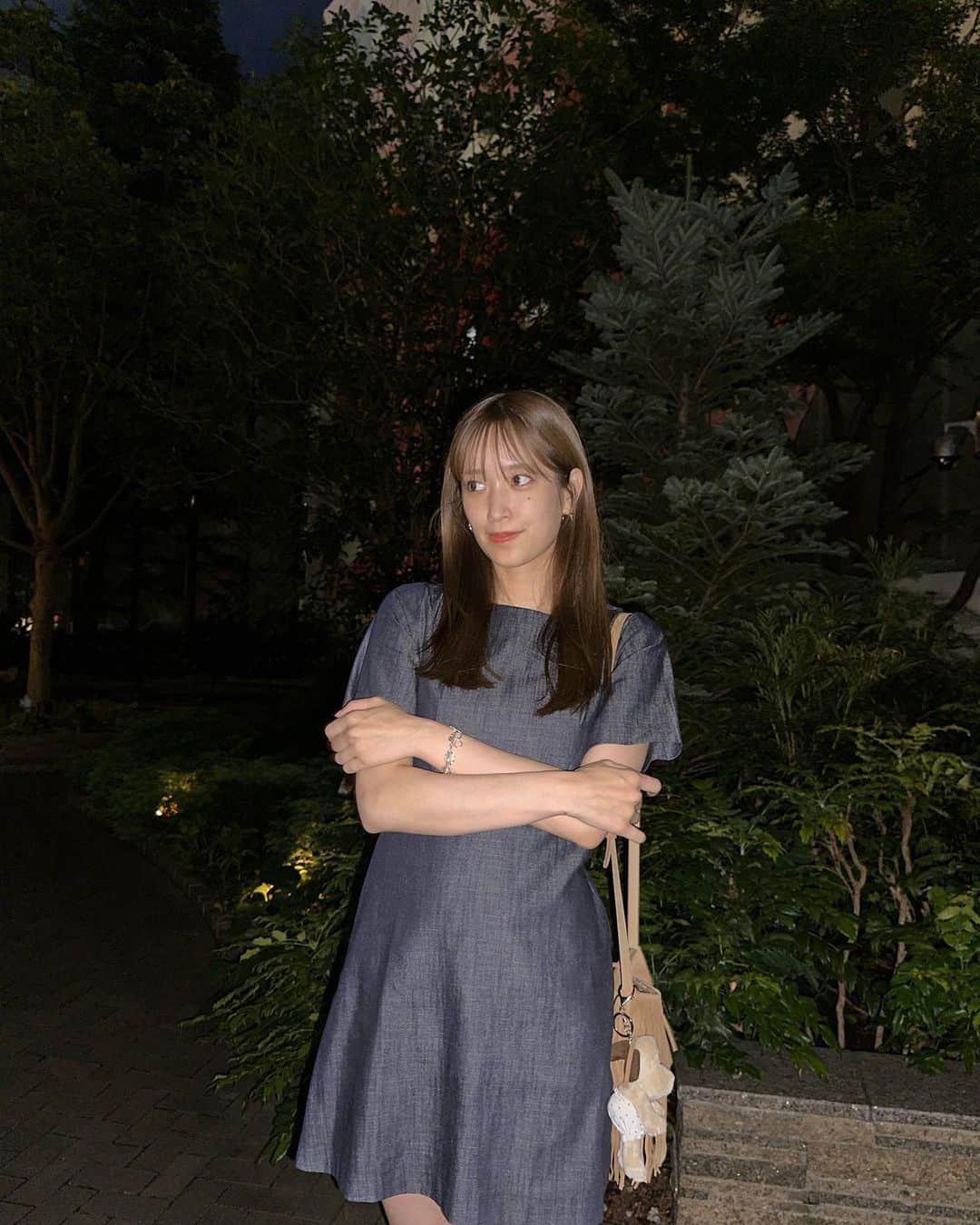 佐々木久美さんのインスタグラム写真 - (佐々木久美Instagram)「AutumnのLongNight🌝  夜のお散歩が好き〜 早く長袖で歩き回りたいな  #10月もよろしくお願いします #くみるっく #kumigram」10月1日 21時39分 - kumisasaki_