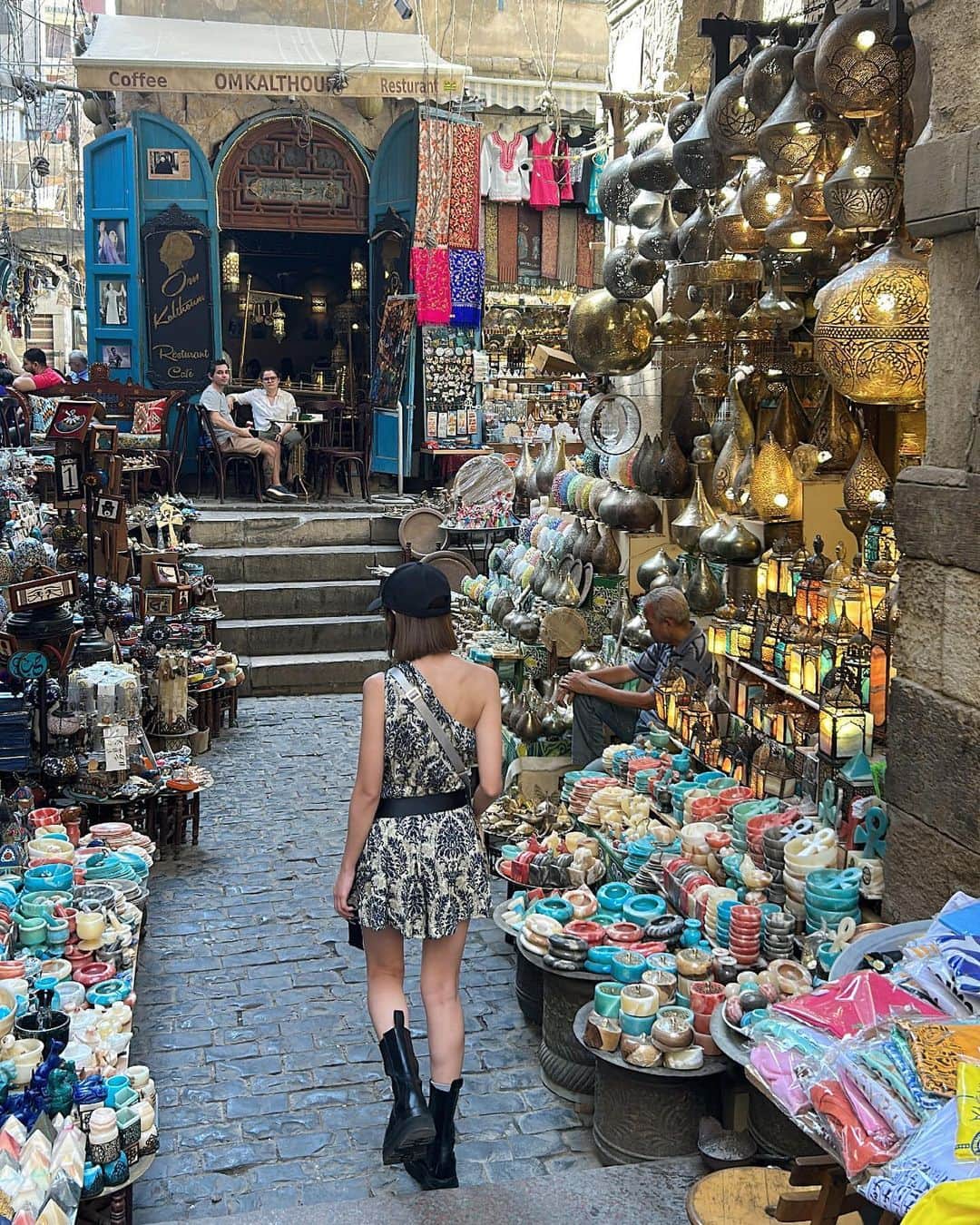 流川夕のインスタグラム：「ハン・ハリーリ市場🇪🇬」