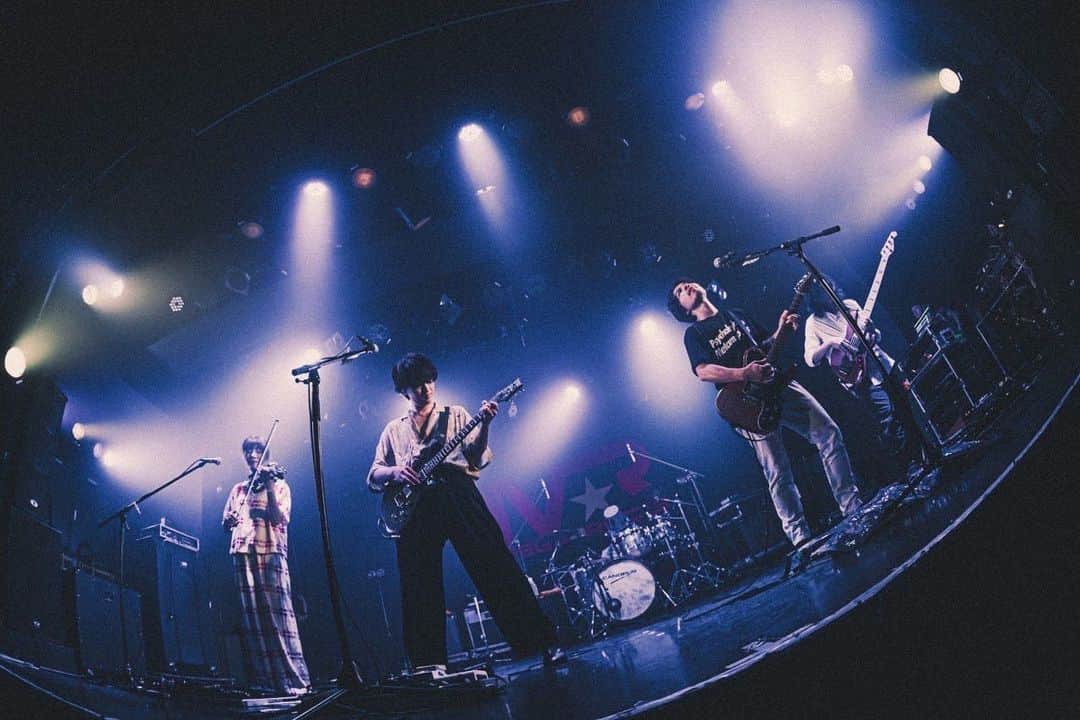 のインスタグラム：「MEGA⭐️ROCKS ありがとうございました！！  仙台に来れて嬉しかった〜✨✨ またたっぷり曲連れて来ます！ その時はもっと遊びましょ🔥  Thank you MEGA ROCKS!!  We love Sendai and come back soon, promise🤞🏻  #BIGMAMA #MEGAROCKS #datefm #sendairensa」
