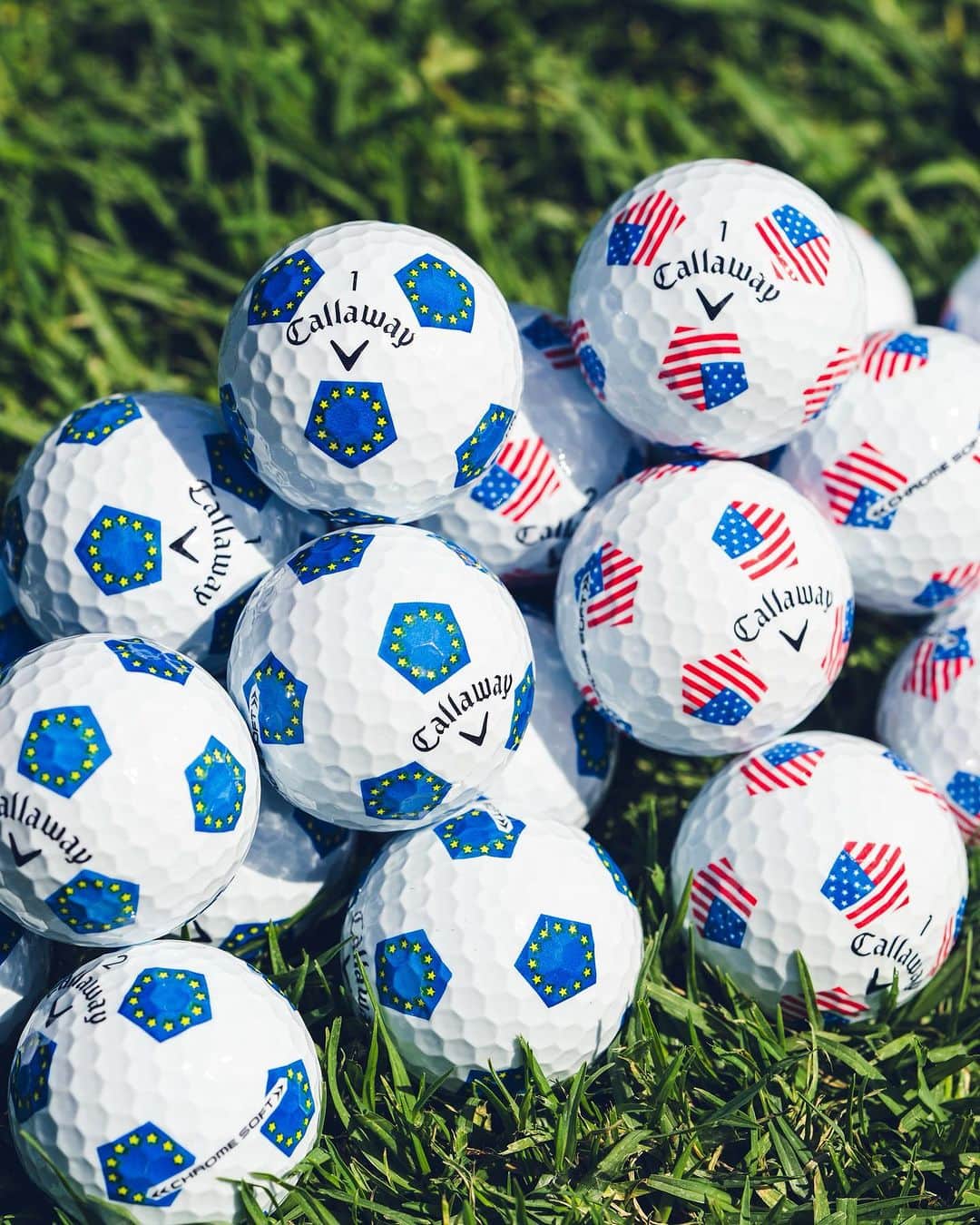 ジョン・ラームのインスタグラム：「🇺🇸🇪🇺 Ball Giveaway. See below how you can win 2 dozen USA or Europe Truvis Balls:  -Follow @callawaygolf -Comment below which one you want (USA or Europe) -Tag a friend  Giveaway ends 10/4. Must be following to be eligible. 2 lucky winners will be chosen.」