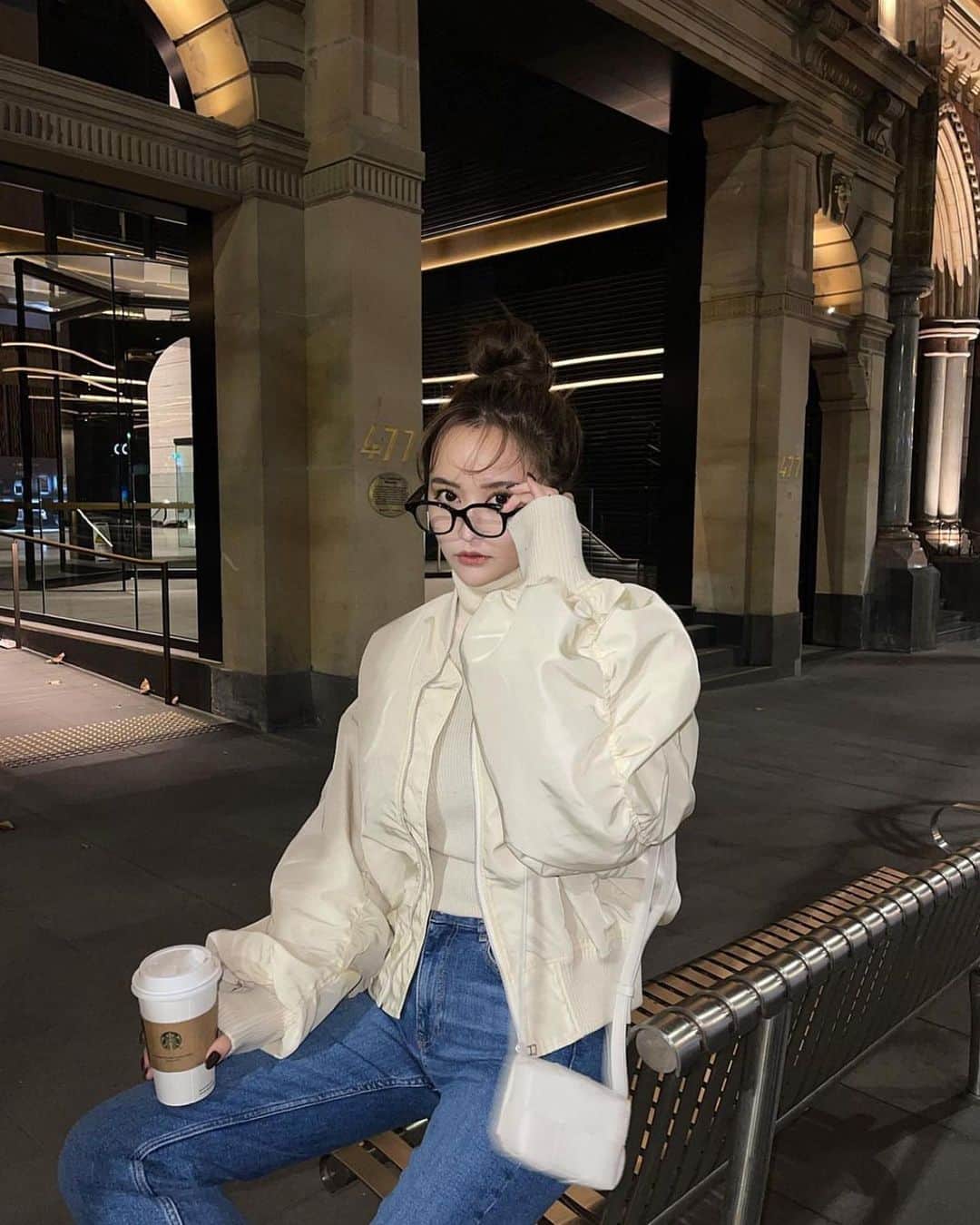 のインスタグラム：「autumn outfits 10 photos🍂🤎!!!  これまで着てた秋服まとめてみた〜 最後の写真の服やっぱりずっとお気に入り🌾もう10月!!!👐🏻 今月はParisへ🇫🇷楽しみ〜」