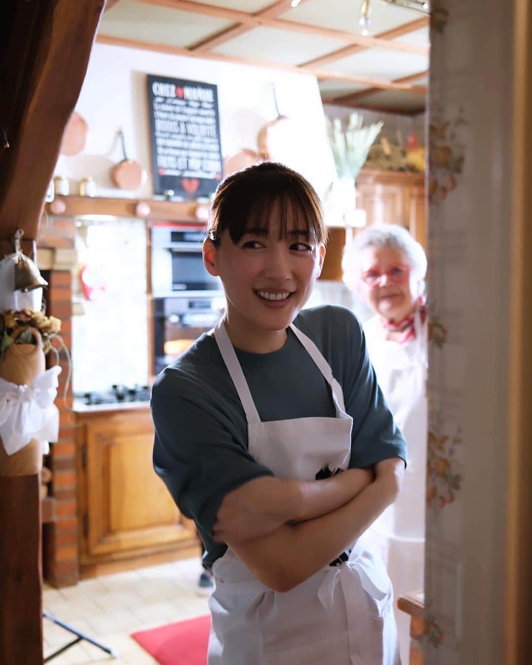 椎名直子のインスタグラム：「ハルカカナタ  今日、再放送でしたね〜  愛することがすべてよ❤️  とマダムたち。  愛することと ありのままの私  とハル。  いい番組やな〜☺️  #ハルカカナタ   https://www6.nhk.or.jp/nhkpr/post/original.html?i=39690  https://www.nhk.jp/p/ts/B4MG2ZQ92Y/^_^」