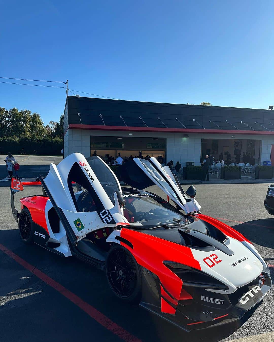 CarsWithoutLimitsさんのインスタグラム写真 - (CarsWithoutLimitsInstagram)「A great morning start to @monticellomotorclub Hypercar Track Day!   @ccol10 @r.m._.collection @wearecurated @gabenakash   #carswithoutlimits #apolloie #ferrari #koenigsegg #hypercars」10月1日 22時12分 - carswithoutlimits