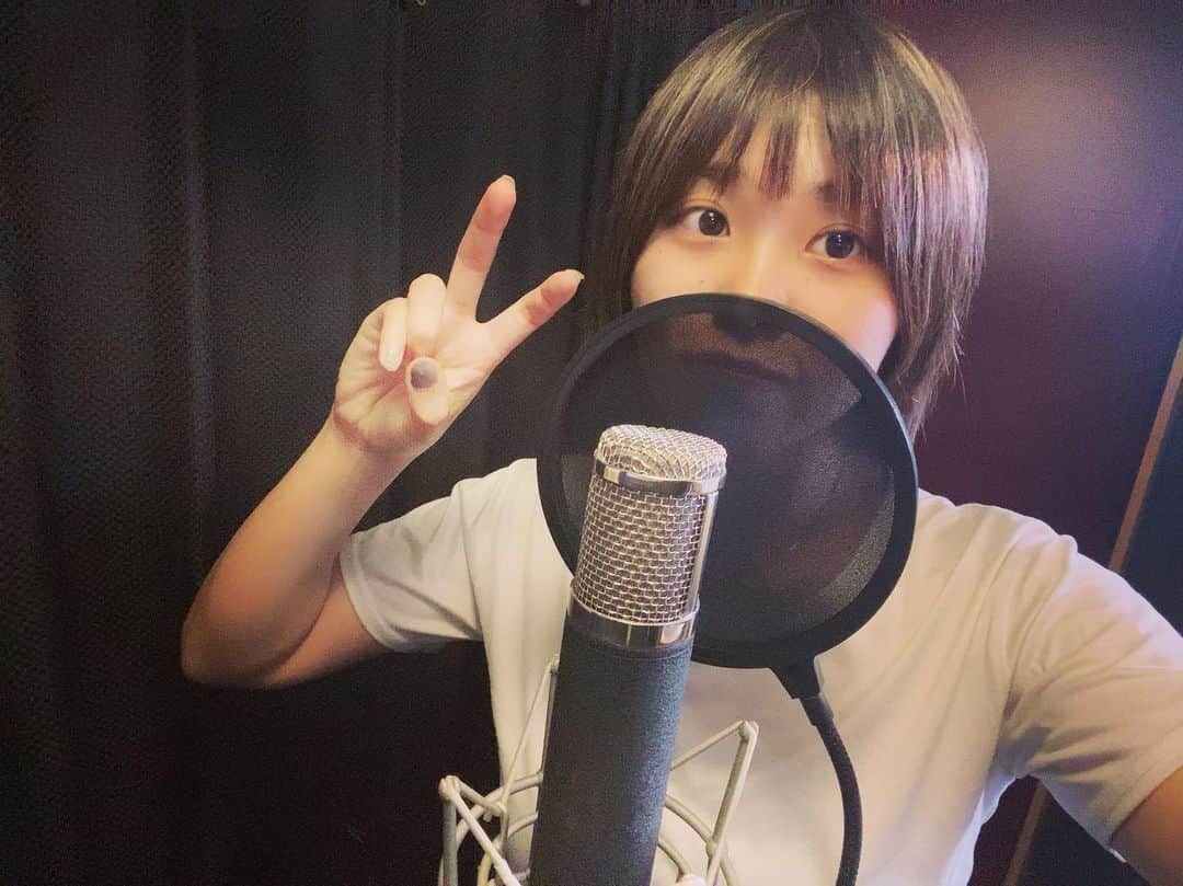 天音汐那さんのインスタグラム写真 - (天音汐那Instagram)「. CIMS Music Entertainmentさんにお世話になることになって初めてのアルバム。 凝りすぎて、色々悩みすぎて、 予想以上に時間がかかってしまって… 楽しみにお待ちいただいてる皆さん、早い時期からご予約いただいてる皆さん、本当にごめんなさい。。。 でもその分リリースとともに嬉しい発表ができるかもしれない…！  12月中旬を発売予定とし、 11/10のワンマンまでに500枚ご予約達成していたい。 やるでーーーーーー！！！！！！ やったるでーーー！！！！！  #天音汐那 #せなぽよ #東京 #石川県 #小松市 #金沢 #金沢市 #kanazawa #instagood #followme #japan #japanes #좋아요 #일본 #셀스타그 #얼스타그램 #弾き語り #演奏 #concert #凱旋ライブ #ストリートライブ  #新宿 #赤坂 #六本木 #渋谷 #kpop #ラジオ」10月1日 22時16分 - senapoyochan