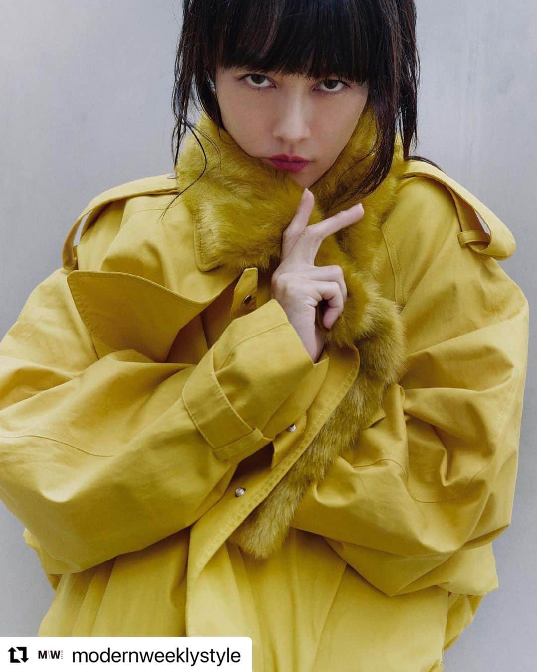 菊地凛子のインスタグラム：「@modernweeklystyle   On the road with Rinko Kikuchi @rinkokikuchi   "Yoko stopped looking ahead but stopped in place. Unable to face their own past and future, life in circles, this in all of our lives happens more or less, I have had such a situation. "  Photographed by Jun Yasui @junyasui Styling by Tracy Li @1sttracy Makeup by Dakuzaku @naomi_t_dakuzaku  Hair by Mikio Aizawa @mikioaiz Coordination by Tsuyoshi Kurata @tsuyoshikurata  Production Coordination by Ketchup Studio @theketchupstudio  Produced by Takumi Sato (kontakt) Fashion Assistance by Xiaoyu  #modernweekly #cover #rinkokikuchi」
