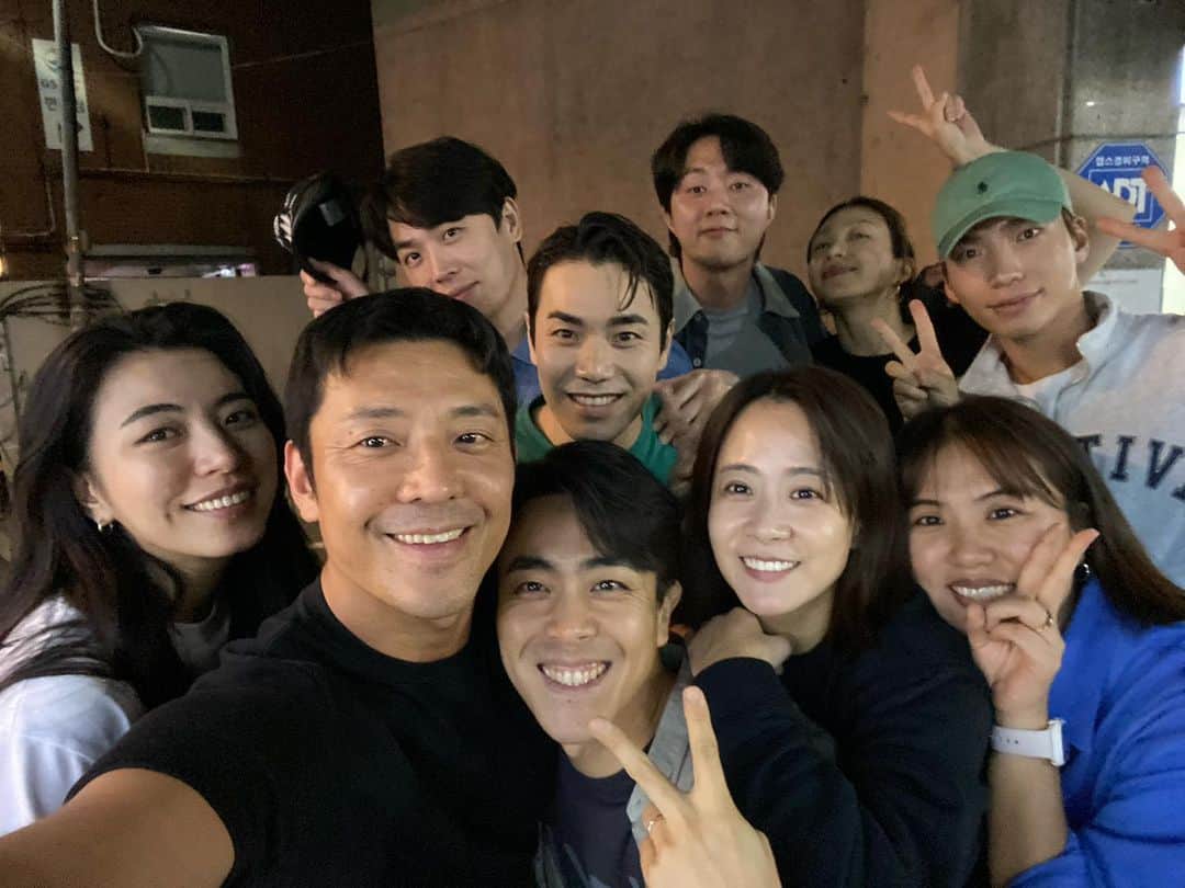 キム・ジュホンのインスタグラム：「또 만나. 꼭 만나. 3일간의비」