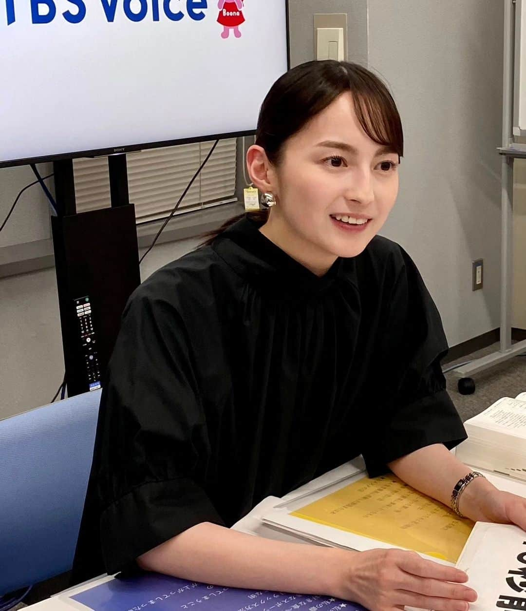 女子アナ好きみっきーさんのインスタグラム写真 - (女子アナ好きみっきーInstagram)「TBS 山本恵里伽ちゃん❤️ エリカさま可愛い😊 #山本恵里伽 #エリカさま #えりかさま #山本恵里伽アナ #TBS #アナウンサー #かわいい #美女 #色白美肌 #酒豪 #熊本美女 #ErikaYamamoto #tbs #announcer」10月1日 22時58分 - mikiya_m39