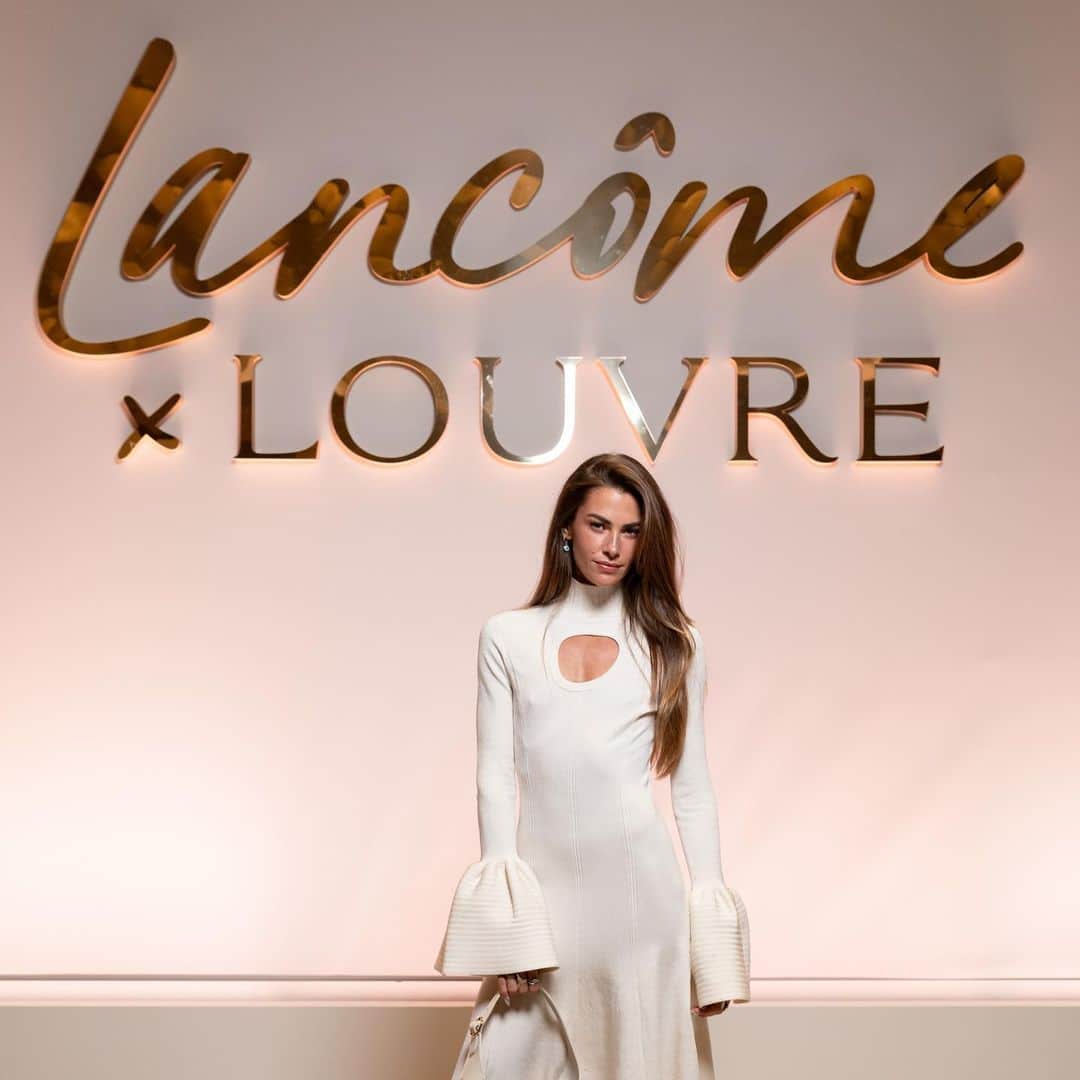 Lancôme Officialさんのインスタグラム写真 - (Lancôme OfficialInstagram)「Step inside the Musée du Louvre as Lancôme guests and friends of the House make their way to this exclusive evening in the city of art, lights, beauty and love.​   #Lancome #LancomexLouvre #BeautyIsALivingArt​ @museelouvre​ @gavincasalegno @maitreyiramakrishnan @pierregasly @francisca.cgomes @kellyrutherford @stephaniehsuofficial @justineskye @didistone @alisontoby @clara.berry」10月1日 22時59分 - lancomeofficial