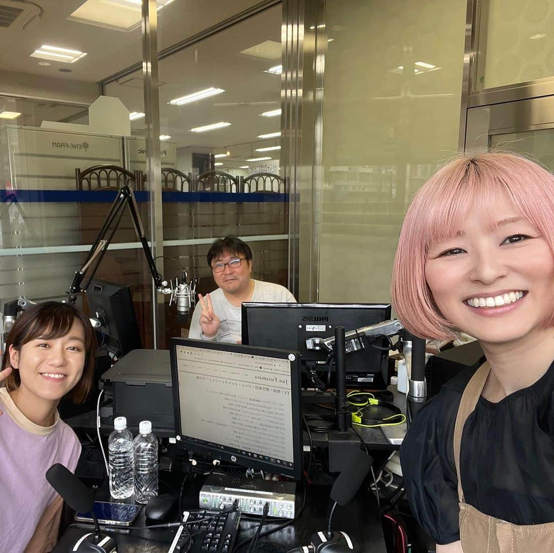 Jun Futamataさんのインスタグラム写真 - (Jun FutamataInstagram)「FM桐生「Groovy Station」 お聴きくださった皆さん🙌  坂田さん、長岡さん 楽しい40分をありがとうございました💫  OA楽曲 ▶️胎盤feat.Salyu配信 lnk.to/taiban ▶️環世界 lnk.to/kansekai  ▶️アイスランドレコーディング作品アナログ&カセット予約 junfutamata.official.ec  群馬滞在中にご一緒できたみなさん ありがとうございました！！  また来ますね〜😊🙌」10月1日 14時26分 - junfutamata