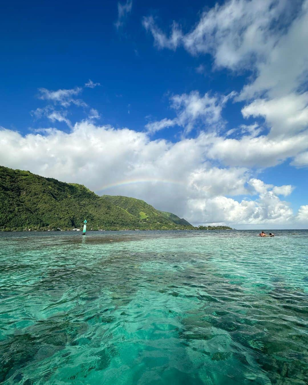 松田詩野さんのインスタグラム写真 - (松田詩野Instagram)「𝕿𝖆𝖍𝖎𝖙𝖎🌺🪽🌊  #tahiti #teahupoo #surf #surfing #surfergirl #island」10月1日 14時29分 - shinomatsuda