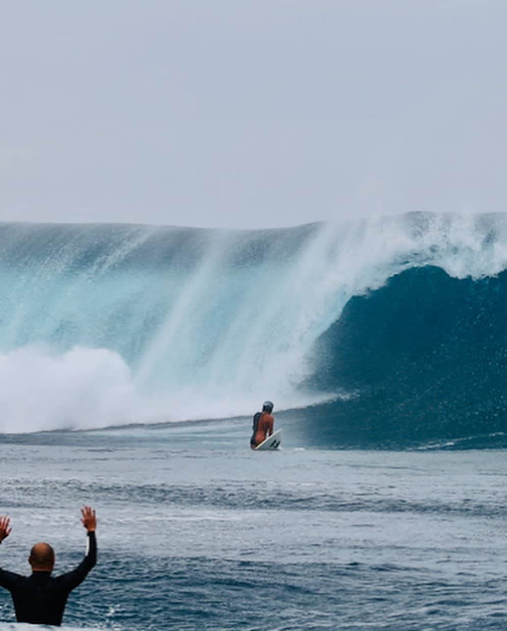 松田詩野さんのインスタグラム写真 - (松田詩野Instagram)「𝕿𝖆𝖍𝖎𝖙𝖎🌺🪽🌊  #tahiti #teahupoo #surf #surfing #surfergirl #island」10月1日 14時29分 - shinomatsuda