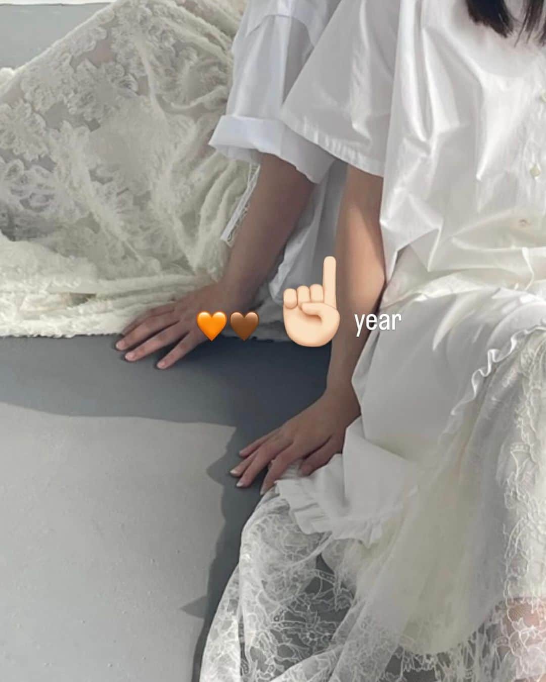 桜井えまのインスタグラム：「︎︎︎︎︎︎☺︎  エマユナ☝🏻周年 ♩  これからもよろしくね   #エマユナ1周年」