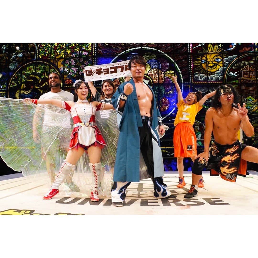 駿河メイのインスタグラム：「夢ではなく しっかりと踏み締めたKBSホール  HARASHIMAさん、高梨さんと、チョコプロ クリスも応援してくれてたよね。  ベルト戴冠が叶わなかった引き換えに 今日を一生の財産として胸に留めておきます  DDT 京都大会　 SAKI AKAI 10th Anniversary & Final Count Down🌹  #ddtpro  #ChocoPro #gtmv #京都 #KBSホール #kyoto」